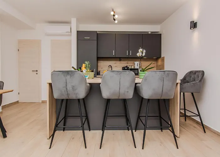 Apartamento Awesome In *