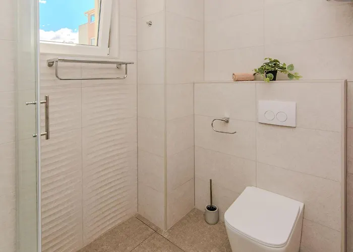 Apartamento Awesome In *